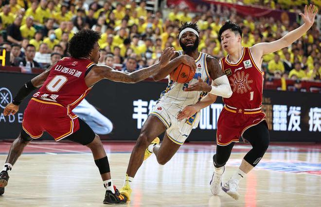 战火燃起！强队两连胜，冲击季后赛